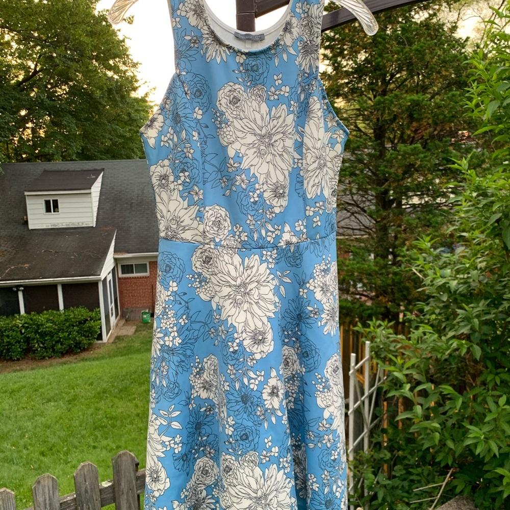 Soprano blue floral sundress, NWT